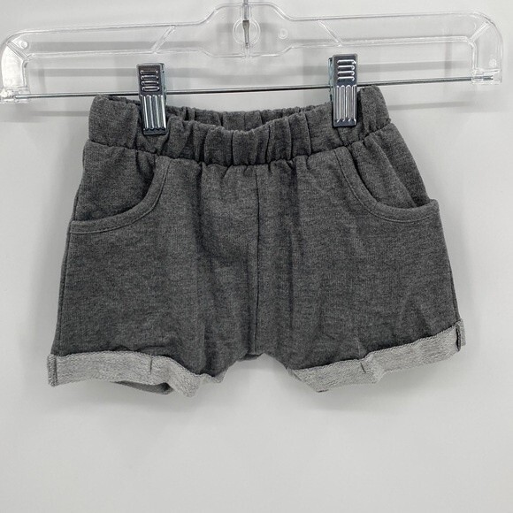 Boys Batman Gray Cuffed Sweat Shorts Pockets Elastic Waist 18 months New - Picture 1 of 5